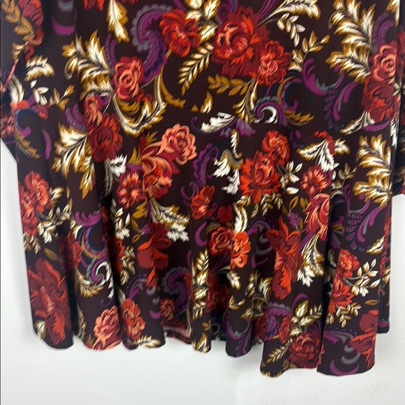 Roz & Ali Autumn Floral Pattern Asymmetrical Hem Tunic Size 2X - Picture 6 of 9